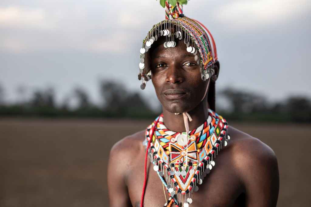 Enviar arroz à África nunca vai conter a migração para a Europa, diz escritor de&nbsp;Gana